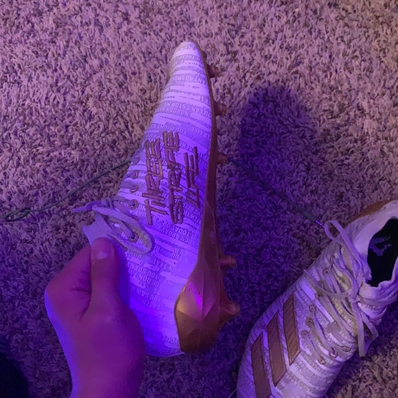 Size 11 football cleats adidas cleaned used - Picture 3 of 5